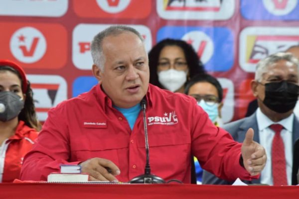 Chavismo se prepara activamente para adelanto electoral y este tema genera polémica en el CNE