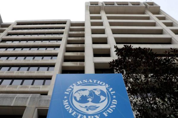 El FMI aprueba la primera revisión y desembolso del acuerdo con Argentina