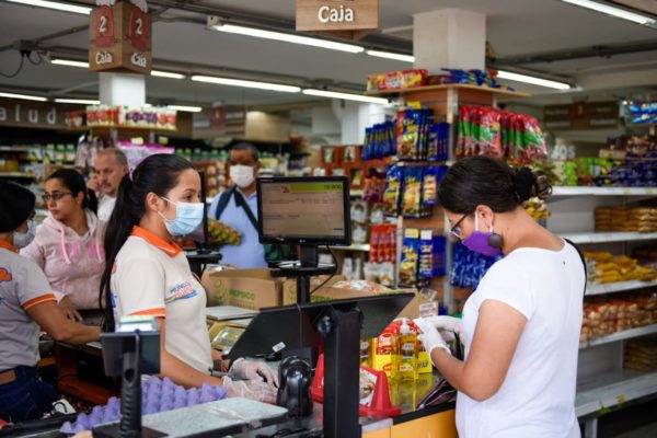 «Es el momento oportuno para reactivar los derechos del consumidor», afirmó Anauco