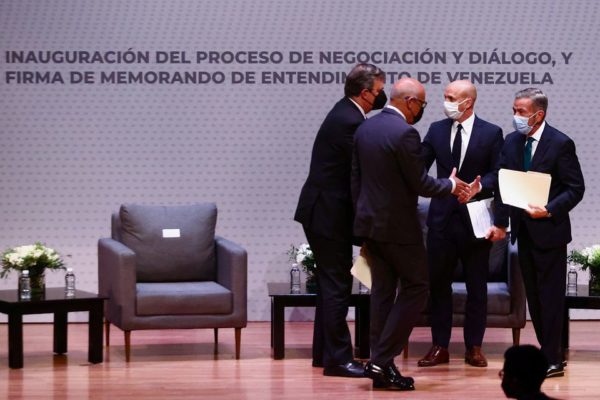 Delegados del gobierno de Venezuela y la Plataforma Unitaria participarán en Foro de Oslo