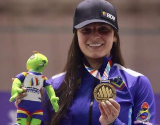 Nuestra Oro en esgrima, Shia Rodríguez, se une al equipo BDV
