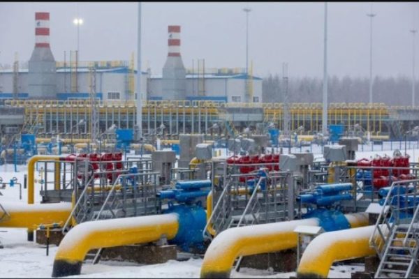 Rusia dice que clientes de gas en Europa pagan en rublos y no habrá más cortes