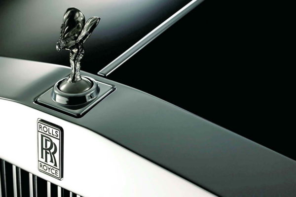 Rolls Royce hará una paga adicional de 2.328 euros a empleados por el costo de la vida