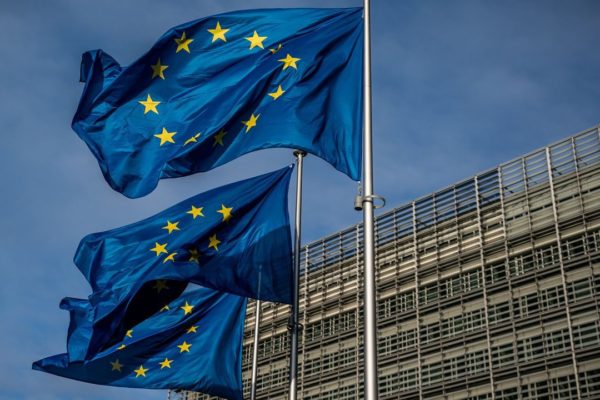 UE desembolsará más de US$1.640 millones de ayuda macrofinanciera a Ucrania