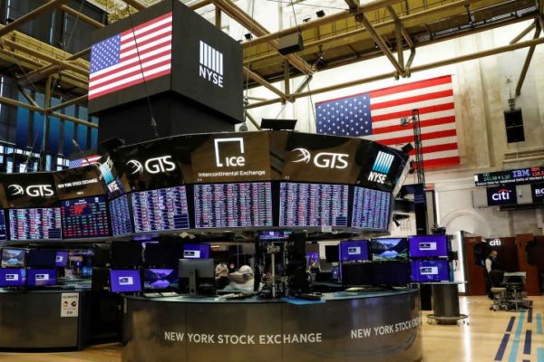 Wall Street cierra en rojo y el Dow Jones baja un 0,55 %
