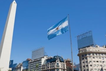 Gobierno de Argentina avanza con la privatizaci&oacute;n de cuatro centrales hidroel&eacute;ctricas