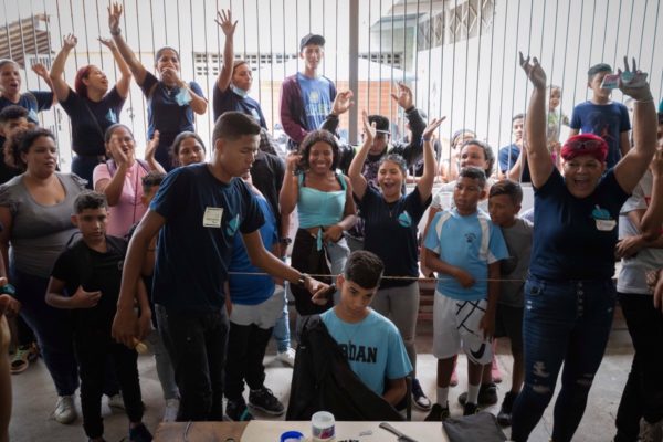 «Batalla de barberos» en Venezuela, una competición de talento y futuro