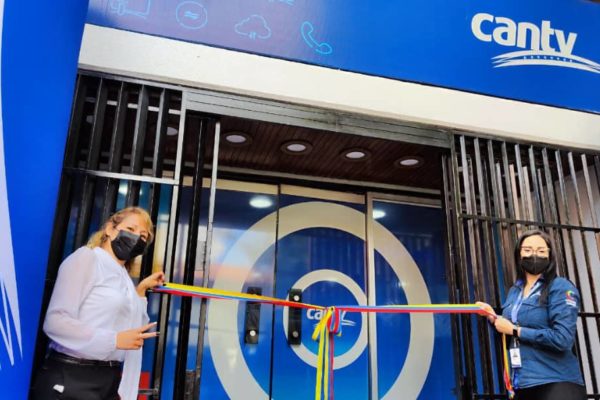 CANTV inaugura su primer «Centro de Atención Integral» para gestionar solicitudes en Caracas