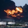 Cuatro contenedores fueron arrasados: Bomberos controlaron el incendio en tanques de crudo en Cuba