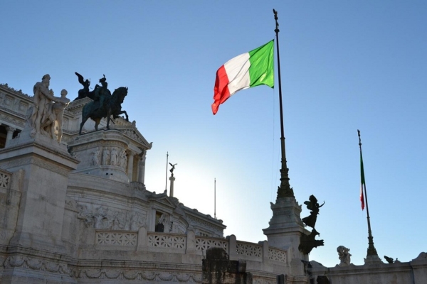 Inflación en Italia se aceleró en agosto a 8,4%, cifra récord desde hace casi 40 años