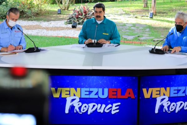 Maduro insiste en que se está «rompiendo récord» de producción agropecuaria este año