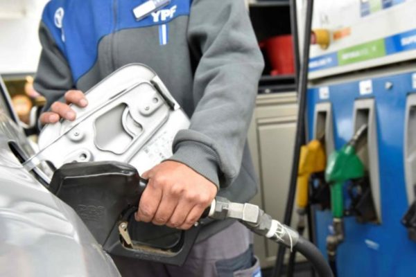 Precios de los combustibles en Argentina aumentan 7,5 %