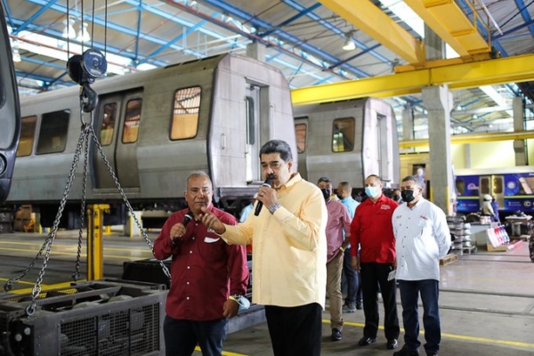 Maduro anuncia plan especial de recuperación para el Metro de Caracas