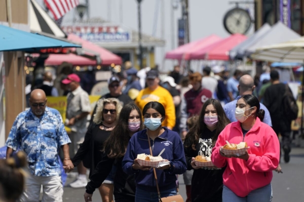 Latinos en Estados Unidos representan la quinta economía del mundo, según estudio