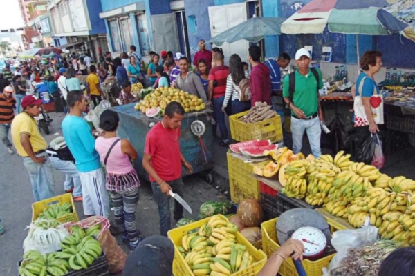 #Encuesta | 41% de los venezolanos trabaja por cuenta propia y 21% en la empresa privada