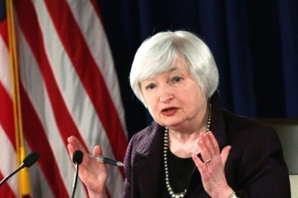 Yellen considera que EE.UU. y China deben hablar «directamente» de temas económicos