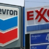 Resultados dispares: ExxonMobil reporta caída de ganancias y Chevron cifras conformes a previsiones