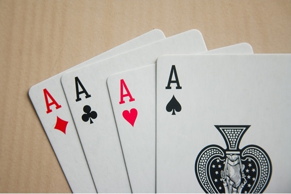 Bonos especiales para juegos de cartas
