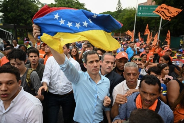 «Maduro pon la fecha»: Guaidó acepta reto electoral incluso con adelanto de fecha