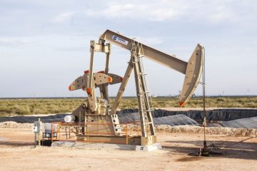 El petr&oacute;leo de Texas repunta 0,1% en sesi&oacute;n vol&aacute;til por escalada b&eacute;lica en Ir&aacute;n