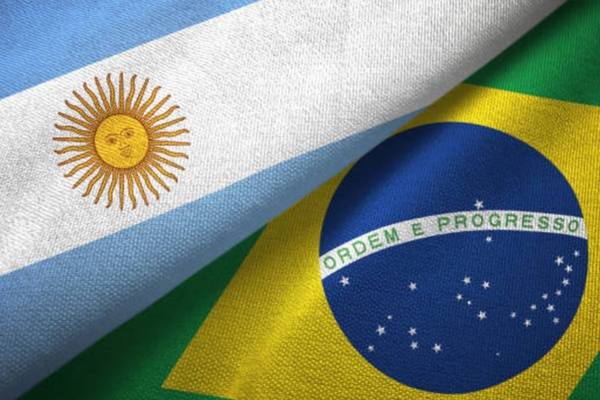 Argentina firma pacto energético con Brasil y busca financiamiento para gasoducto