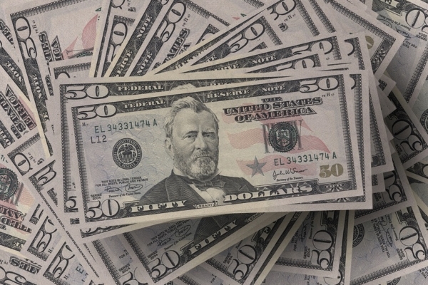 Dólar paralelo sigue galopando y cerró este #15Nov en Bs. 11,05 por unidad