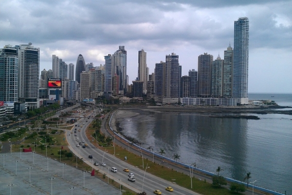 Más empleo formal para seguir impulsando la construcción de viviendas en Panamá
