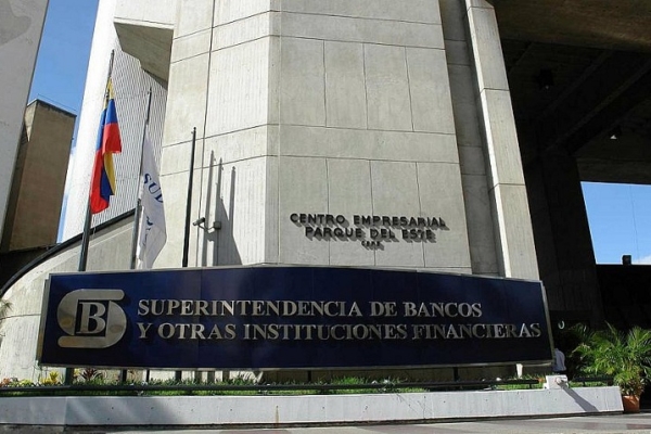Sudeban instruye a la Banca prestar servicios financieros a Consejos Comunales y Comunas