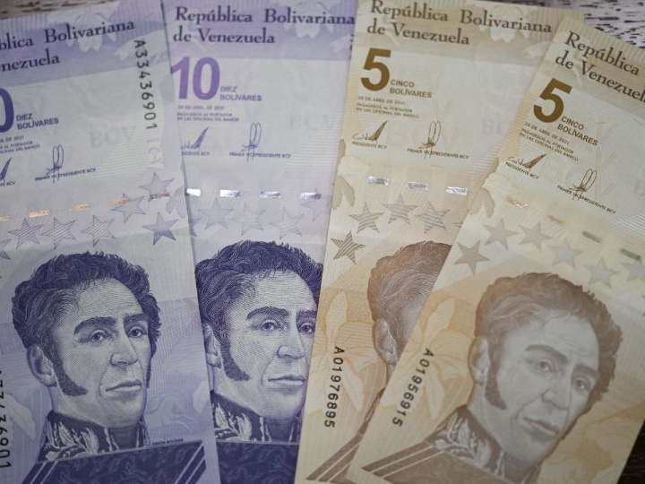 Bolívares Moneda de Venezuela