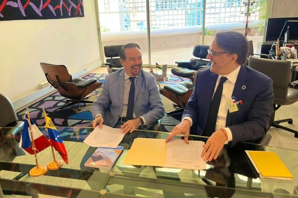 Fedecámaras y Embajada de Francia firmaron un convenio para estrechar lazos culturales y económicos