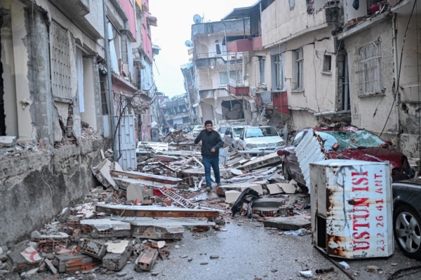 Saldo trágico de terremoto en Siria y Turquía ya supera 33.000 muertos y 26 millones de afectados