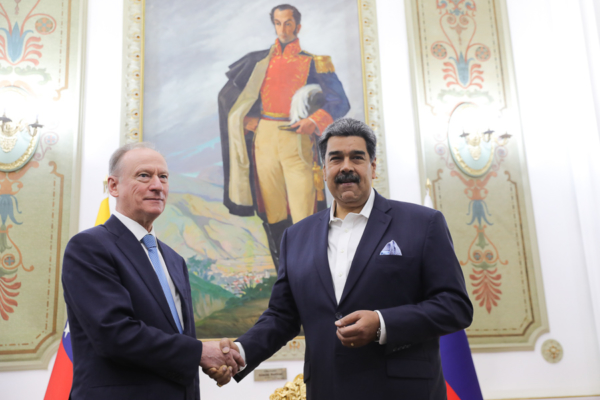 Maduro recibió al secretario del Consejo de Seguridad de Rusia para abordar temas de cooperación bilateral