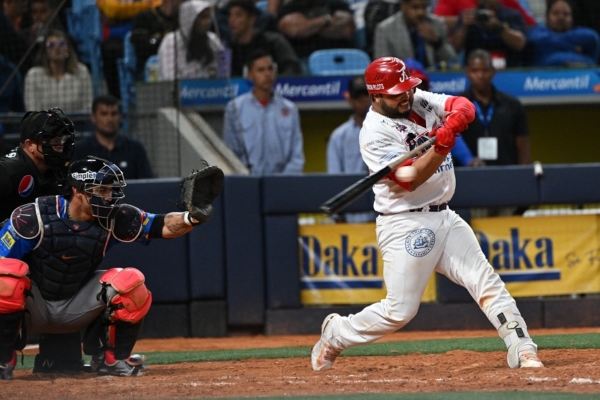 Venezuela mostró el poder anfitrión y venció a Panamá 5-2 en la Serie del Caribe