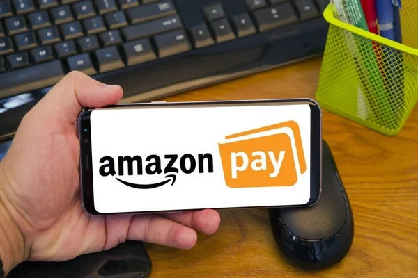 La India multa a Amazon Pay por incumplimiento de verificación de usuarios