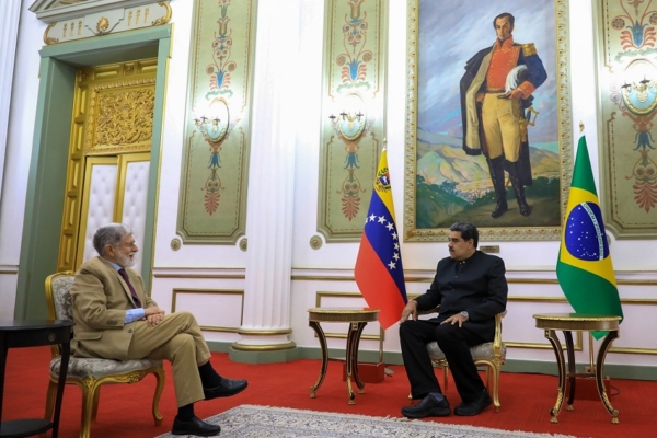Maduro recibió a funcionario brasileño para acentuar las relaciones diplomáticas
