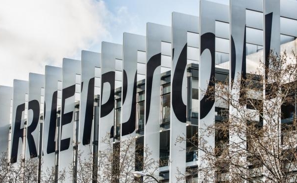 Repsol compra la parte de la china Sinopec en negocio conjunto en Reino Unido