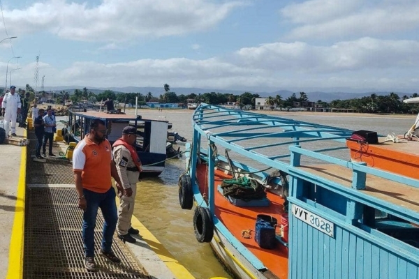 «Daxcimar» y «Viejo Nano»: Las dos embarcaciones que llegaron a Curazao con frutas y verduras desde Venezuela