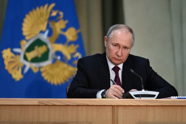Rusia impone sanciones al fiscal de la CPI y a ministros británicos