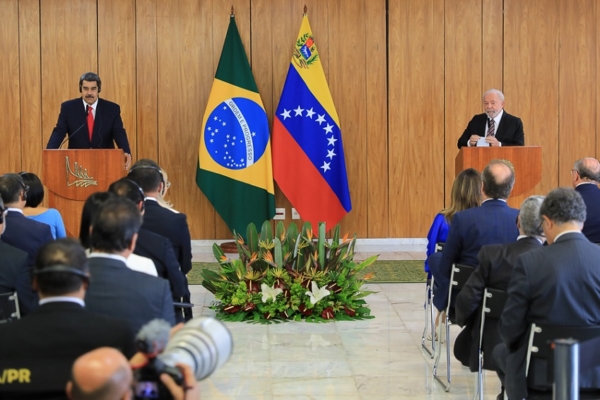 Maduro: Venezuela está preparada para retomar las relaciones con inversores y empresarios brasileños