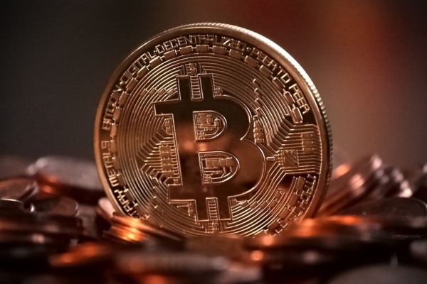 Bitcoin supera los 44.000 dólares y marca nuevos máximos desde abril de 2022