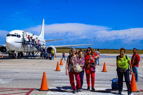 100% de ocupación: Llegó el primer vuelo de Aerolíneas Estelar procedente de Cali hacia Margarita (+fotos)