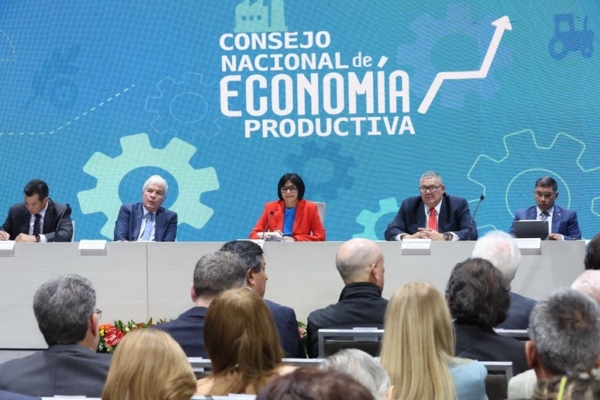 Gobierno venezolano recibió propuestas de sectores económicos para incrementar la producción