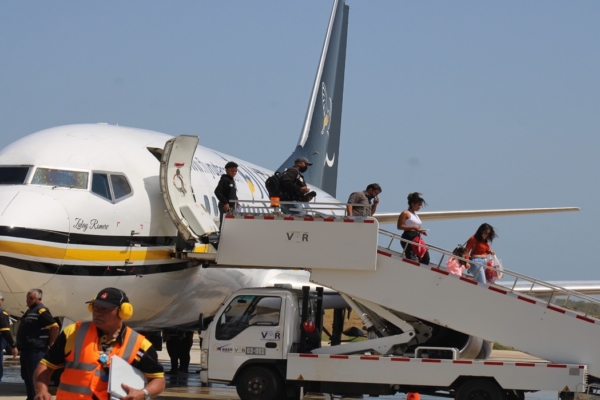 Arriban a la isla de Margarita 238 turistas procedentes de Trinidad y Tobago