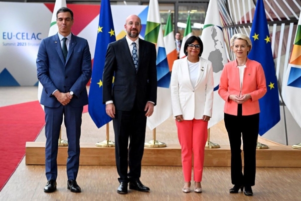 Gobierno y oposición debatieron en Bruselas fórmula para lograr reconocimiento internacional a elecciones de 2024