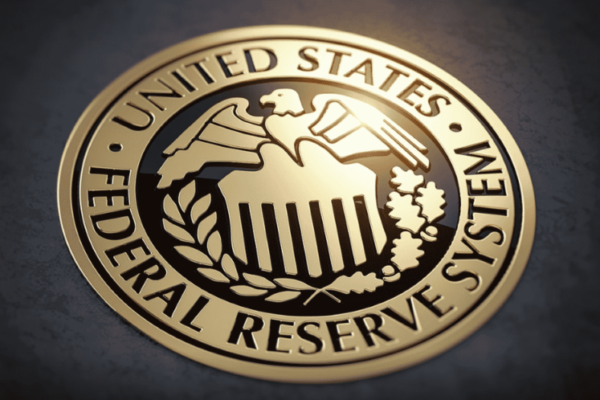 Bloomberg: Fondos de cobertura se vuelven alcistas con el dólar antes de decisión de la FED