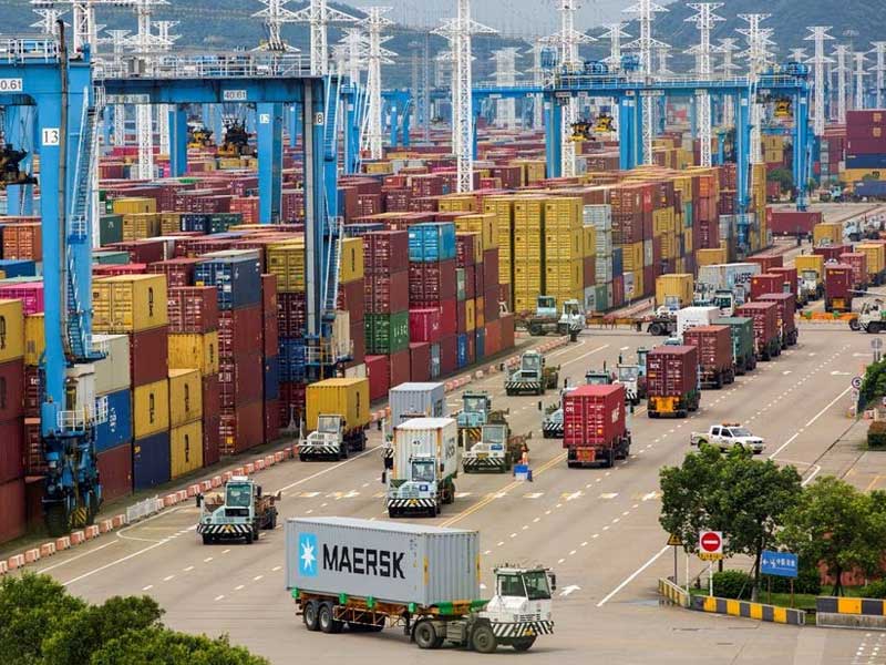 Maersk advierte de una contracción más profunda y prolongada en el comercio mundial de contenedores