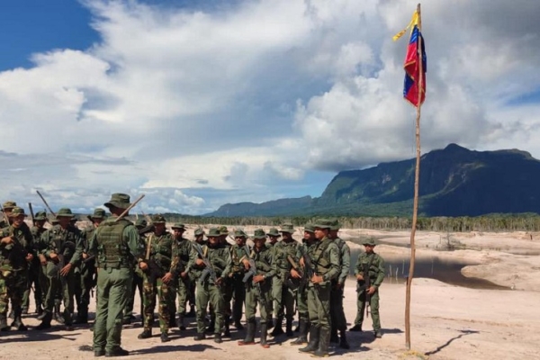 Fanb destruyó en Bolívar una «base de operaciones» para el tráfico de oro y drogas