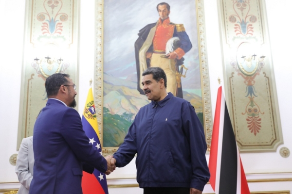 Venezuela y Trinidad desarrollaron agenda de trabajo en materia energética y gasífera