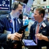 Wall Street cierra mixto y el Dow Jones baja un 0,20 %