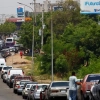En estaciones de servicio alegan retrasos en suministro: colas kilométricas para surtir gasolina en Caracas y otras ciudades